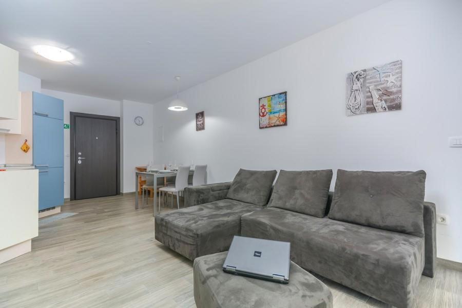 Lux Hotel Novigrad Istria Exterior foto